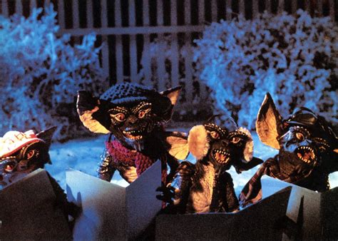 Gremlins: A Hilarious Horror-Comedy That Will Make You Think Twice About Feeding After Midnight!